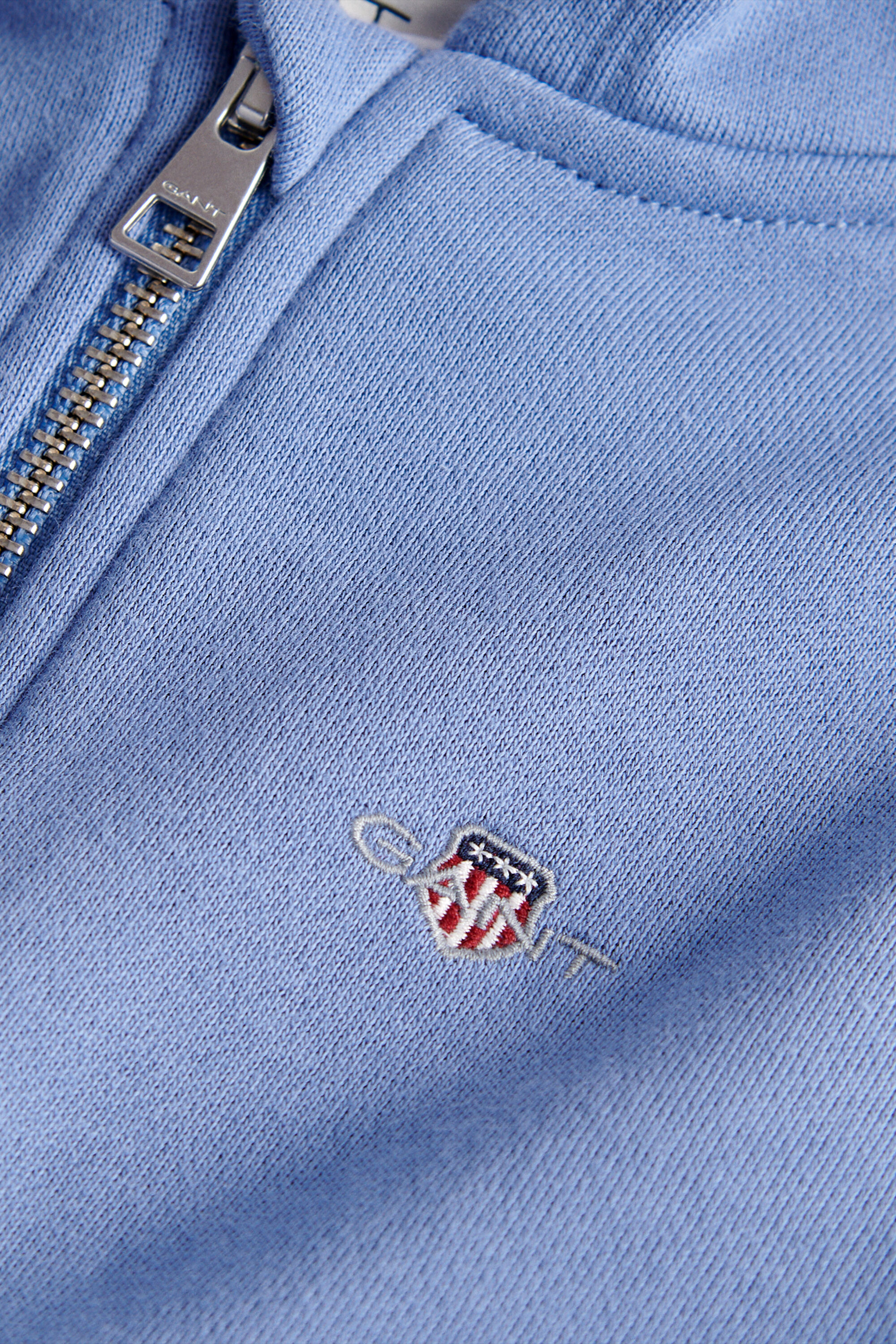 Conjunto de sudadera con capucha y cremallera, camiseta y pantalones de deporte Shield Boys