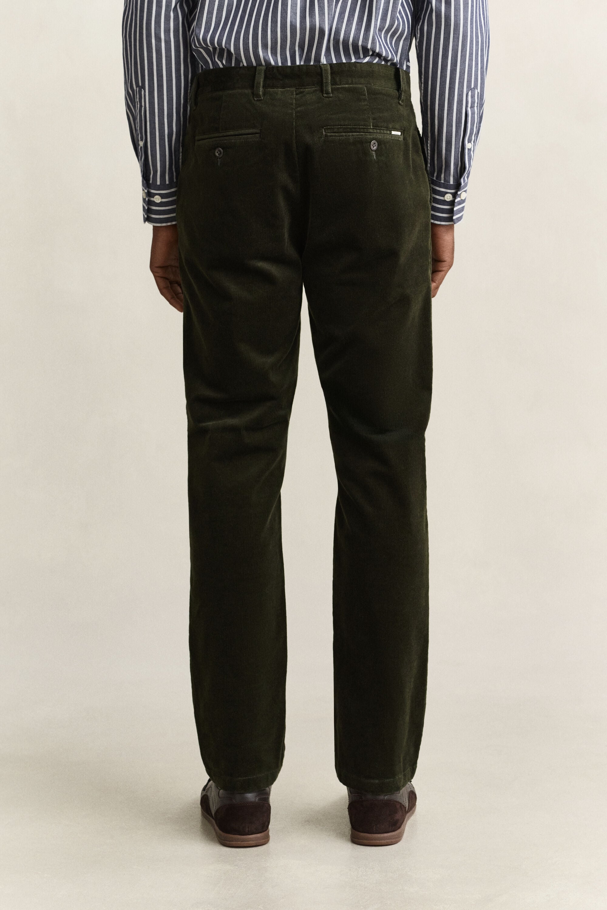 Pantalones chinos Regular Fit de pana