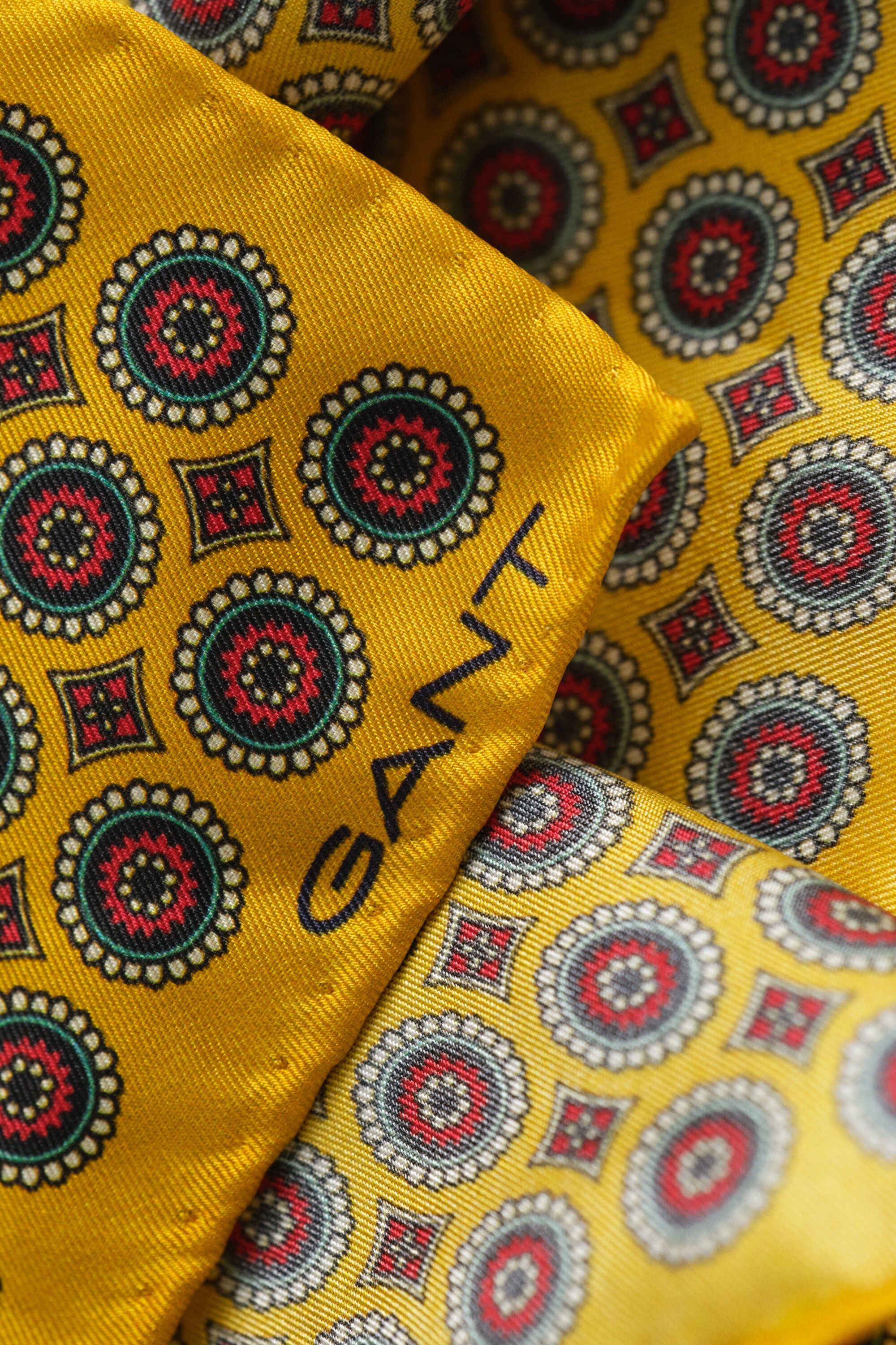 Pañuelo de bolsillo con estampado de fular