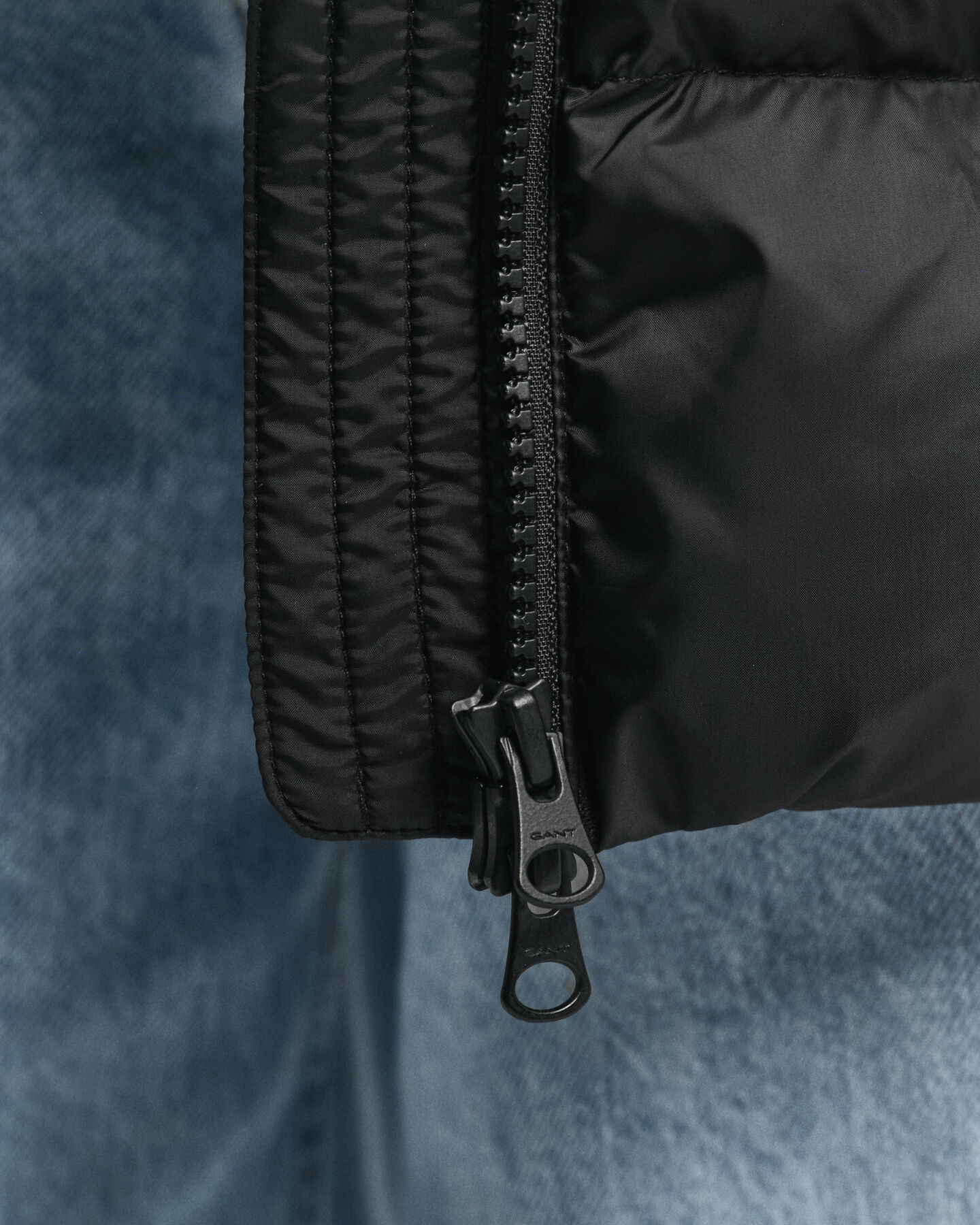 Abrigo de plumón ligero