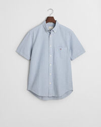 Camisa Regular Fit de manga corta en sirsaca a rayas