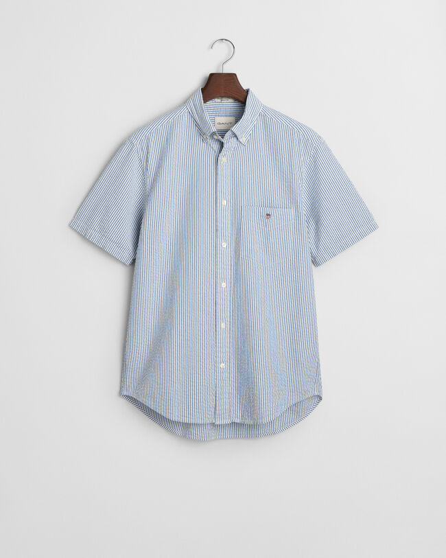 Camisa Regular Fit de manga corta en sirsaca a rayas