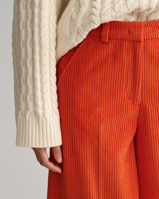 Pantalones de pana con talle alto y pernera ancha