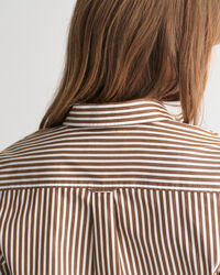 Camisa Regular Fit clásica de popelina a rayas