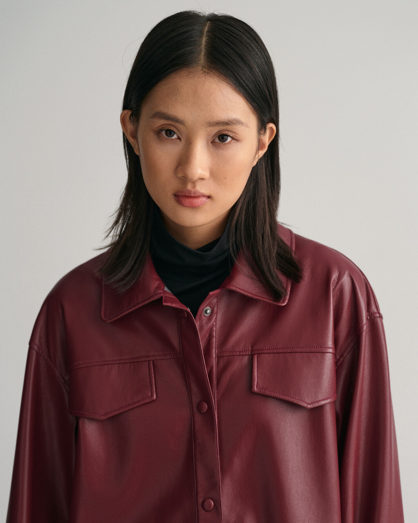 Sobrecamisa de piel sintética