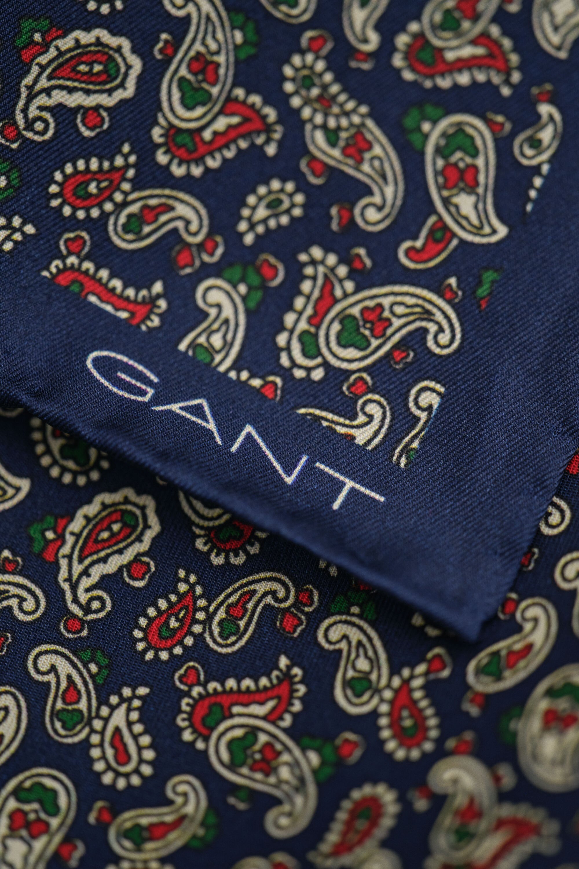 Pañuelo de bolsillo tipo fular