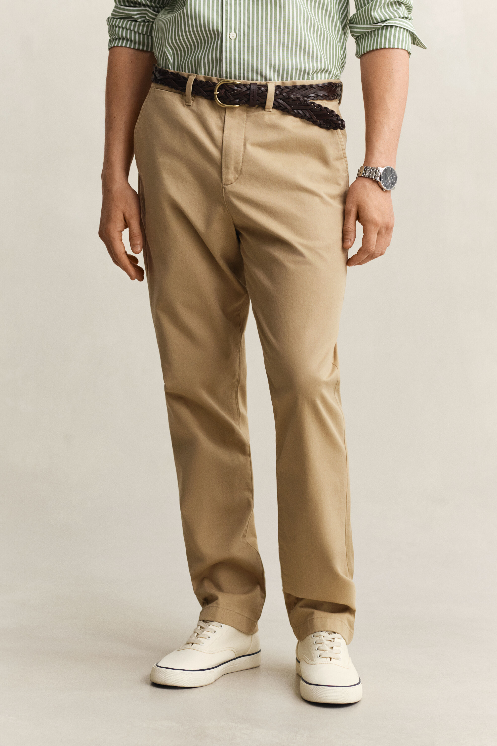 Pantalones chinos Regular Fit clásicos