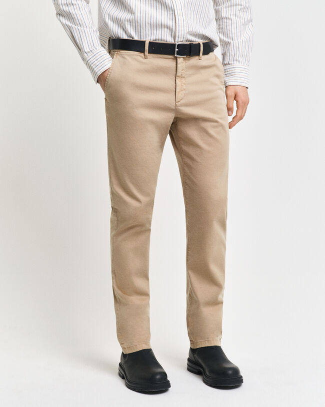 Pantalones chinos estructurados Slim Fit con textura labrada