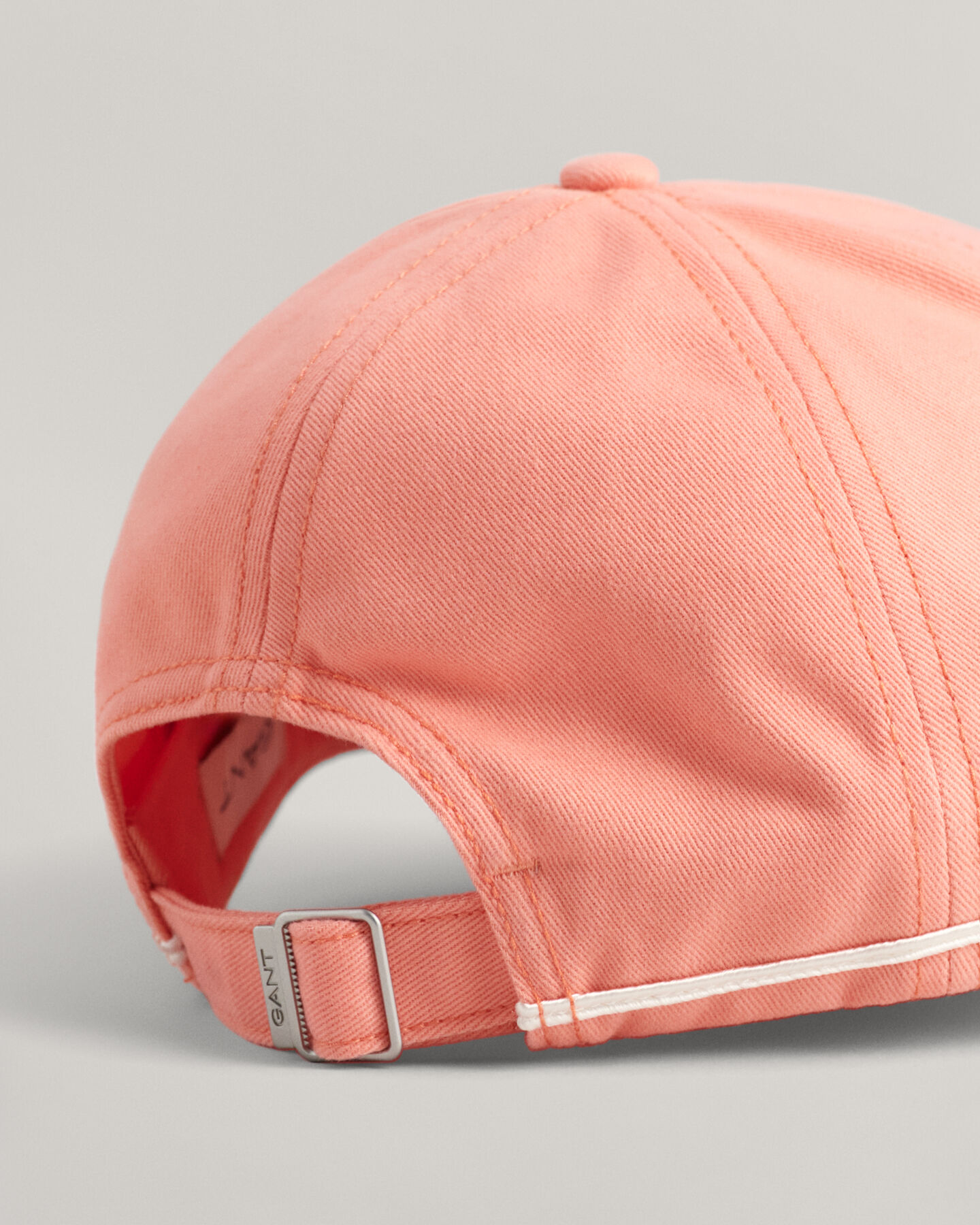 Gorra con cinta GANT Arch Contrast