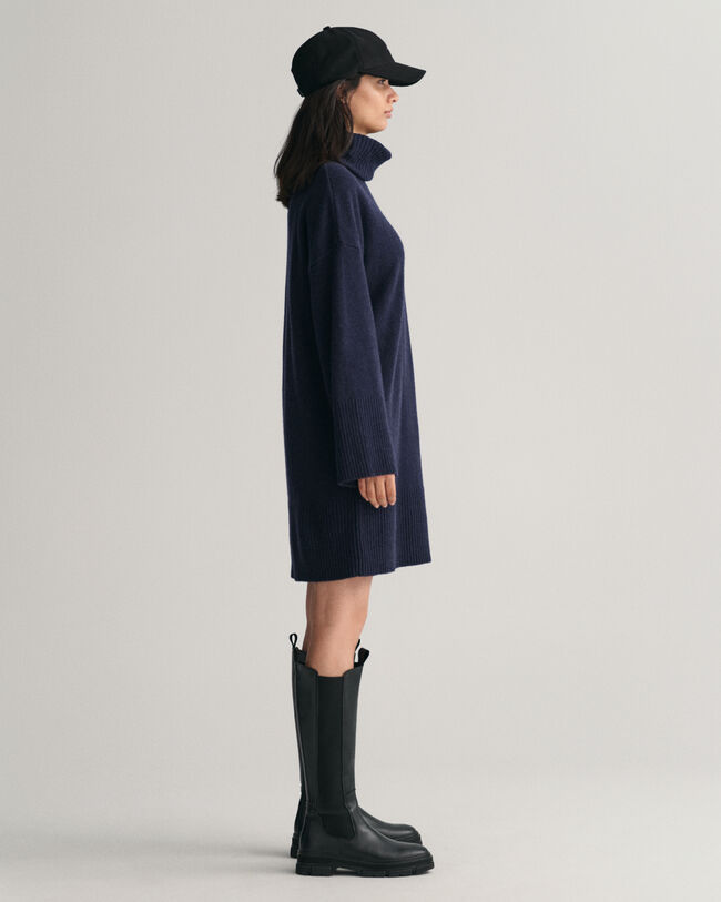 Vestido de cuello vuelto Lounge