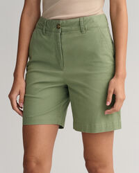 Pantalones chinos cortos