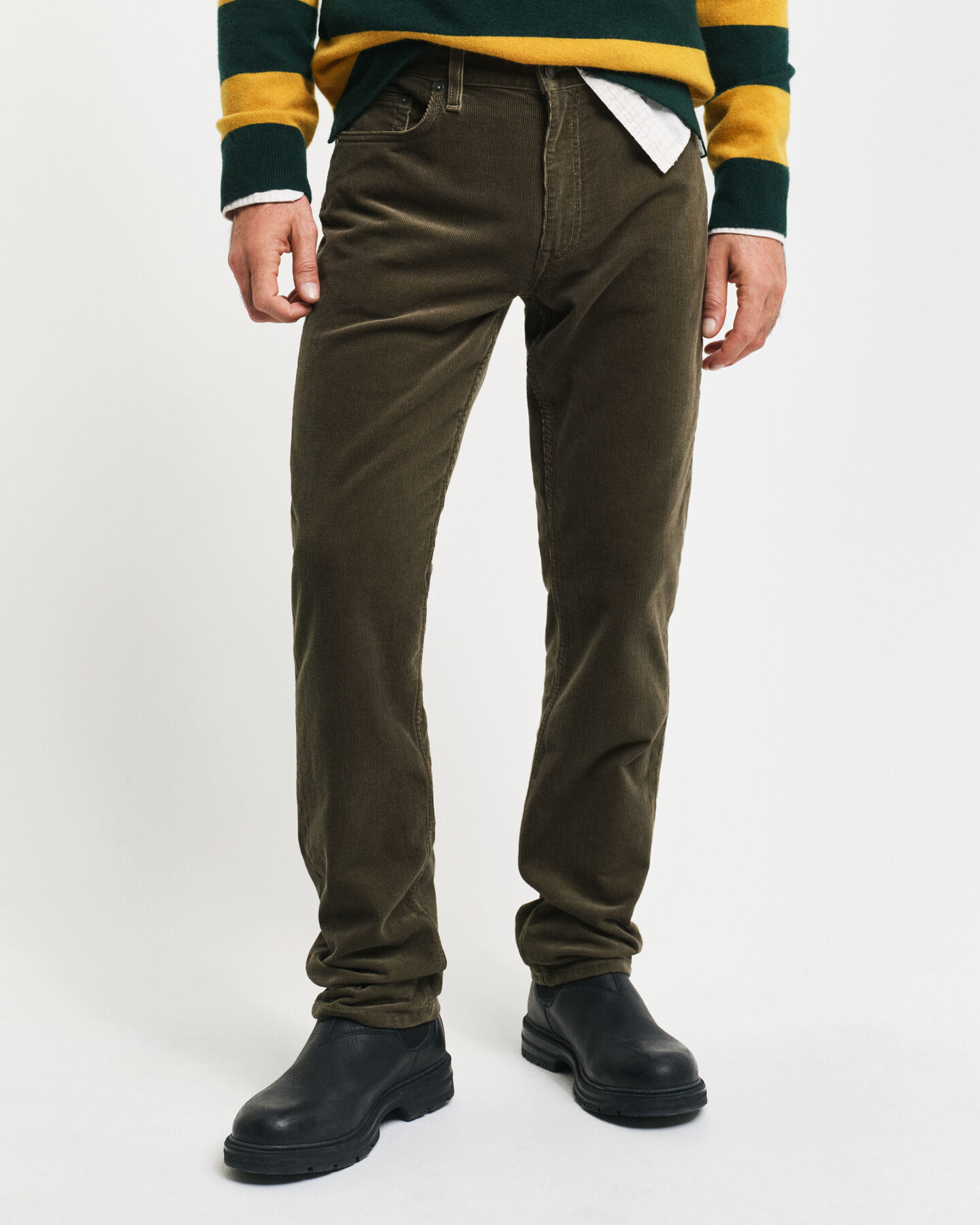 Vaqueros Regular Fit de pana