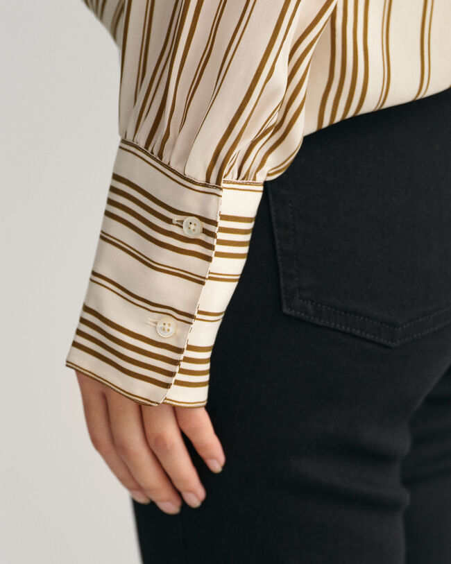 Camisa Relaxed Fit a rayas