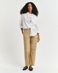 Pantalones chinos ligeros