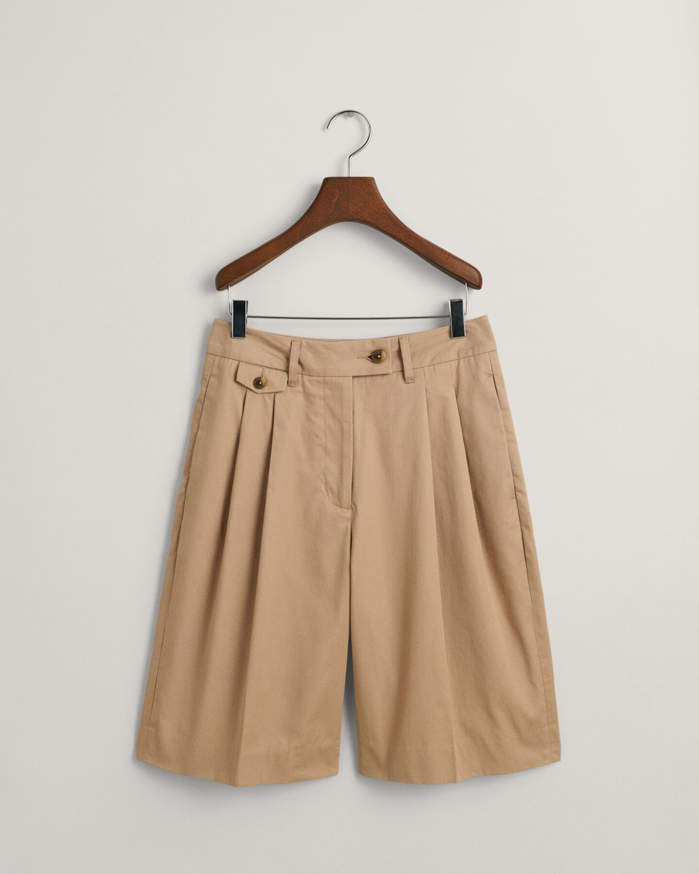 Pantalones chinos cortos de pinzas Relaxed Fit