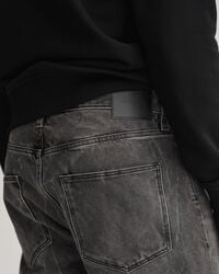 Vaqueros Slim Fit con lavado vintage Hayes