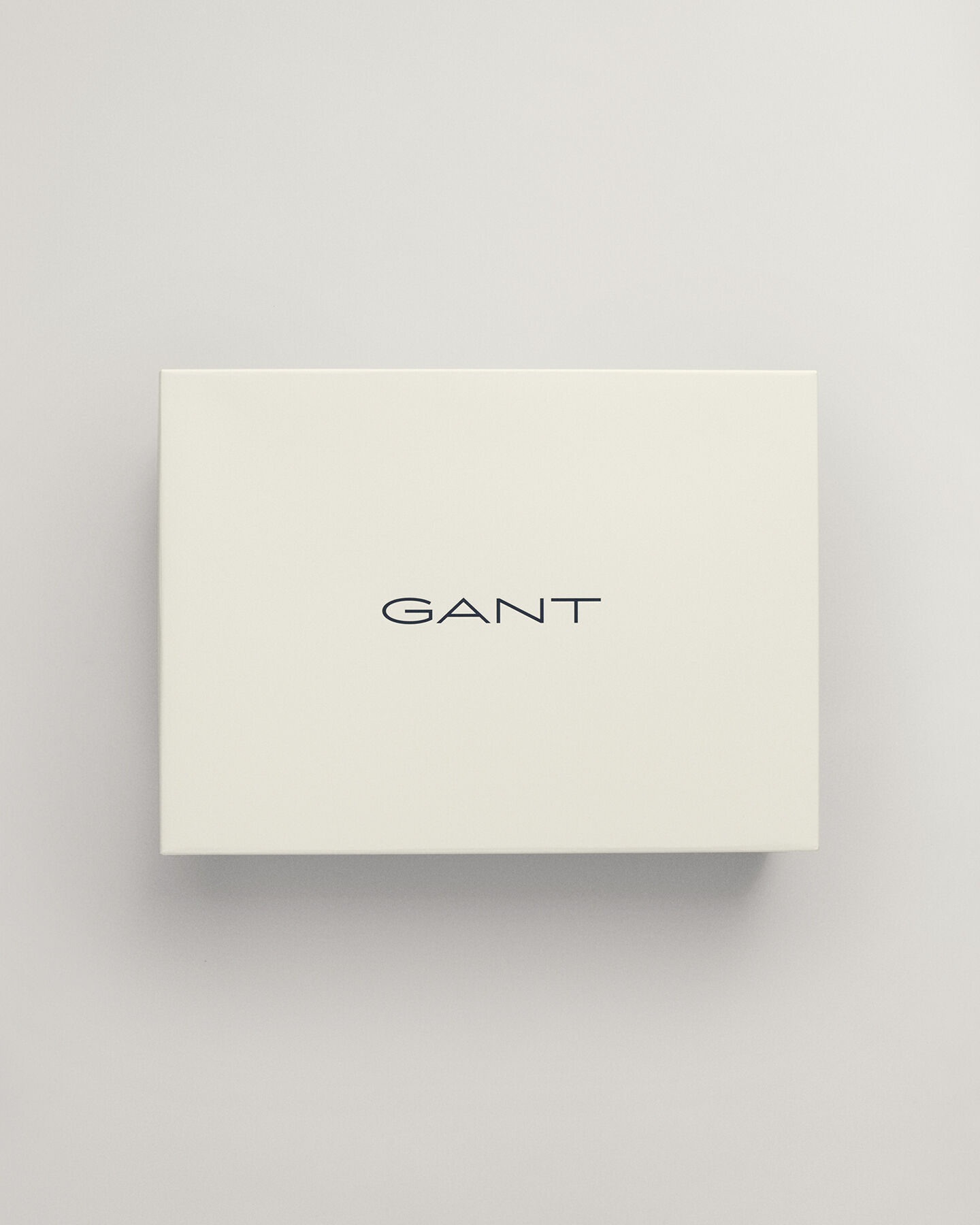 Set de regalo con gorro y bufanda Shield