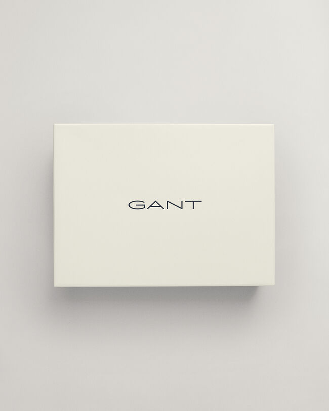 Set de regalo con gorro y bufanda Shield