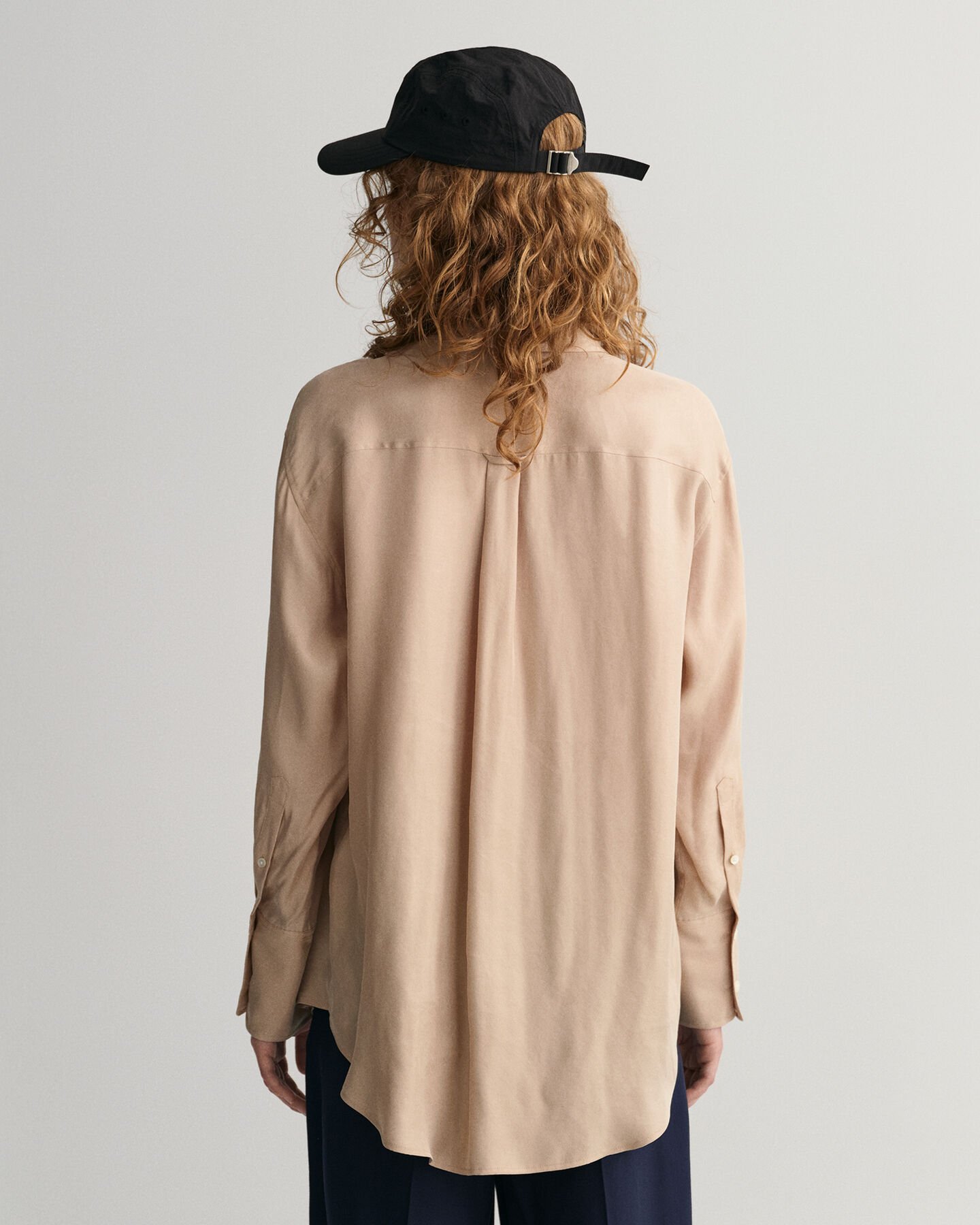 Camisa Relaxed Fit con bolsillo con solapa