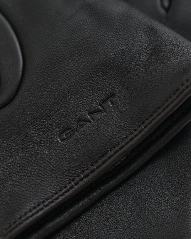 Guantes de piel con botones