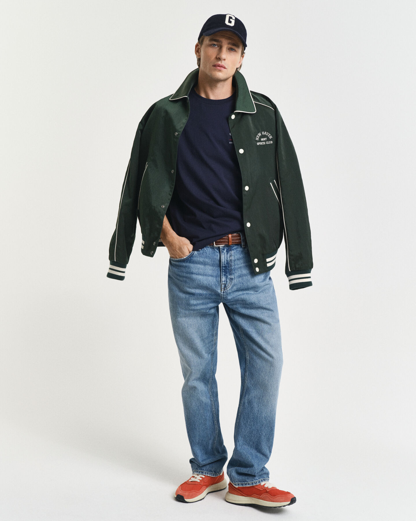 Camiseta bordada Archive Shield