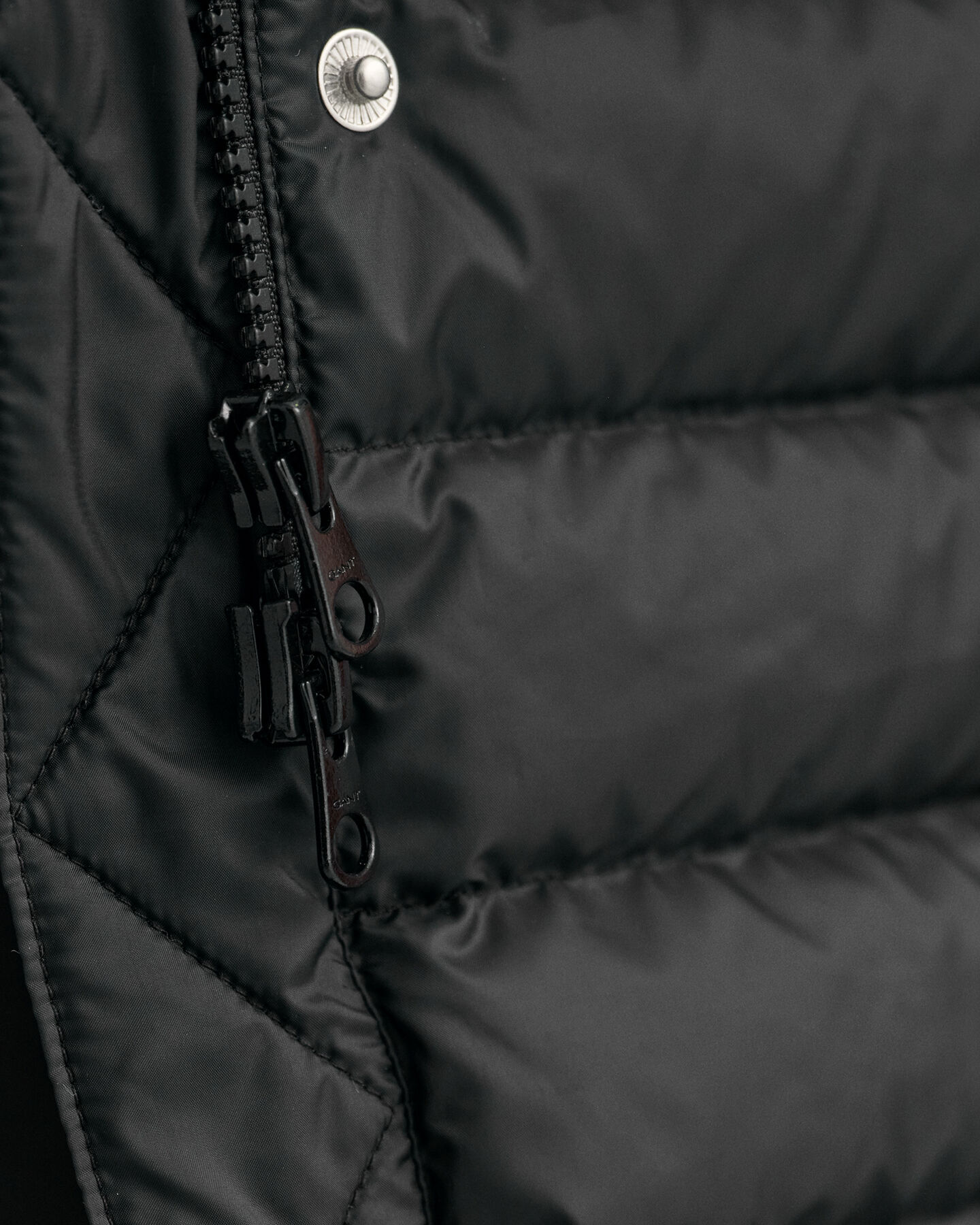 Abrigo de plum&oacute;n ligero