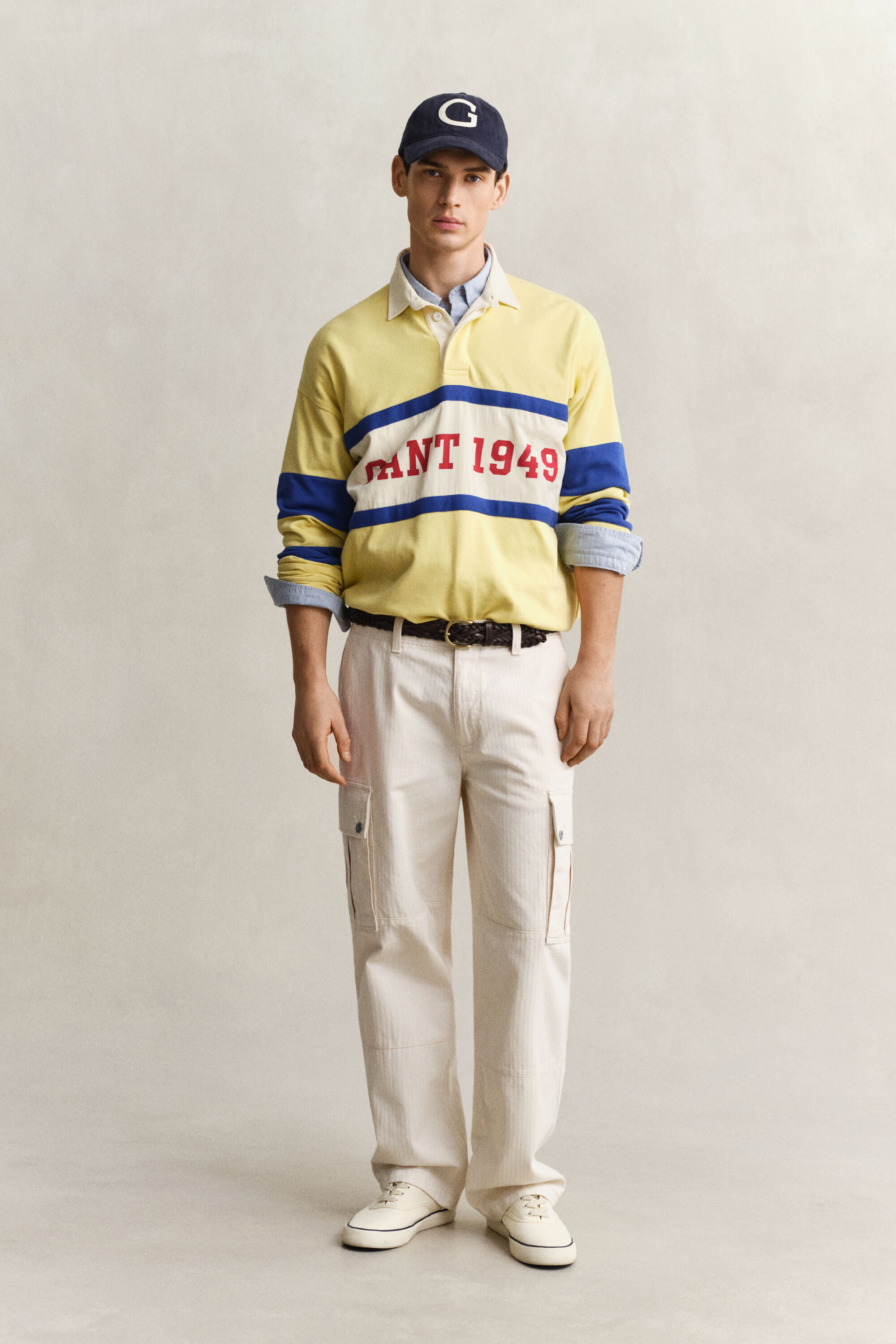 Pantalones cargo con diseño de espiga