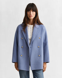 Chaquetón con detalle cosido a mano