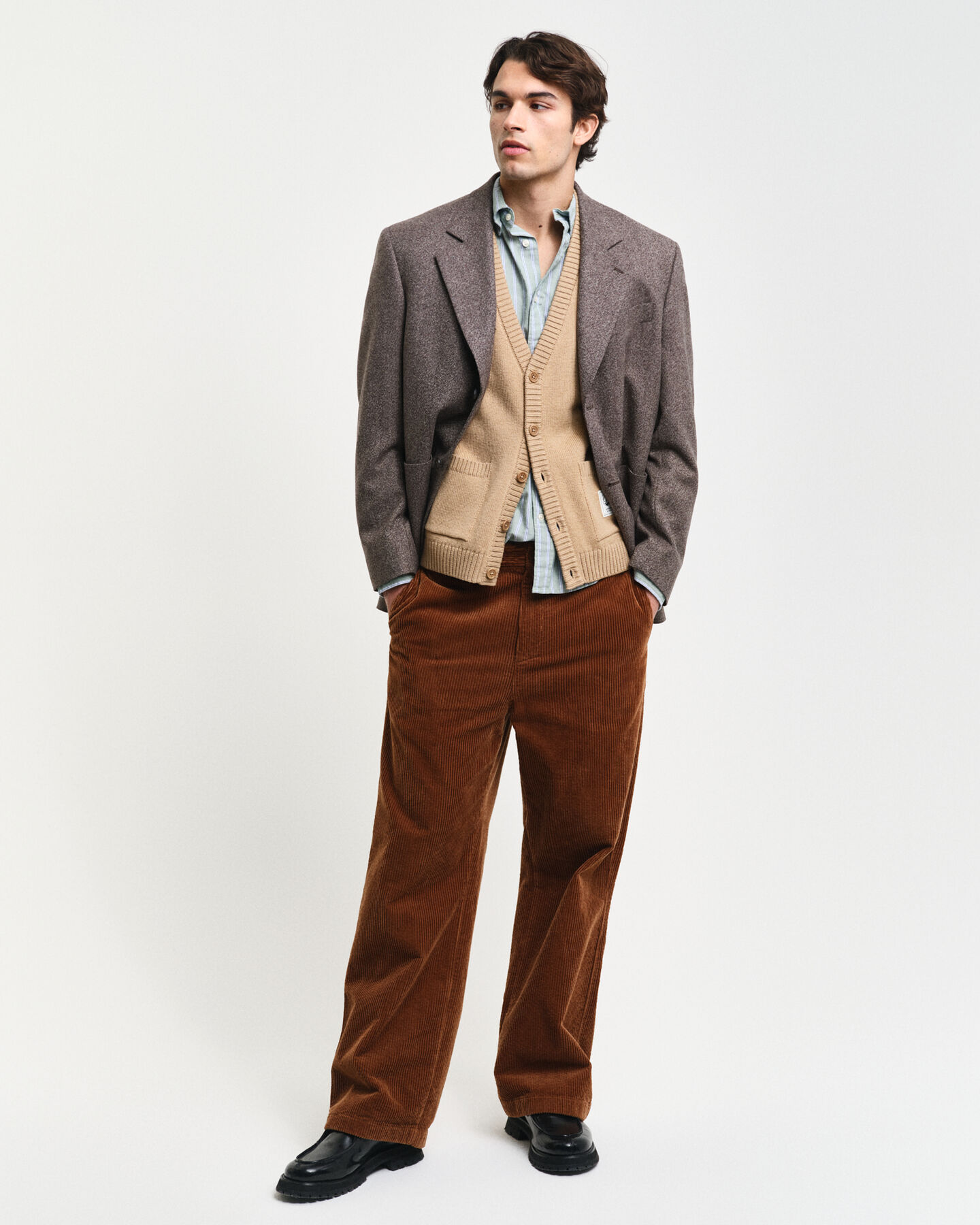 Chaleco de lana con botones