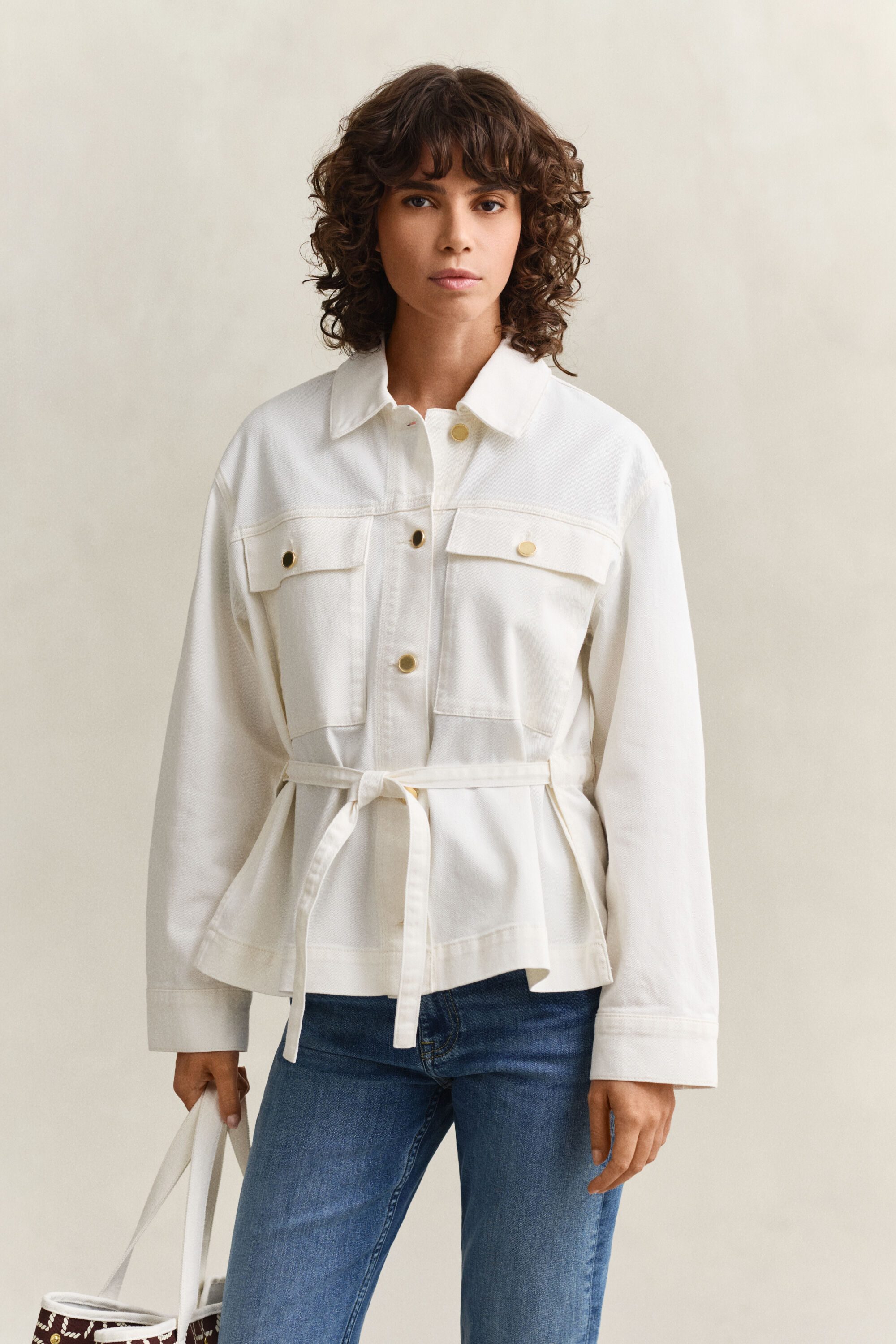 Cazadora vaquera con lazada