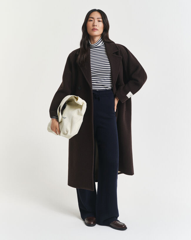 Top ligero de algodón a rayas con cuello de cisne