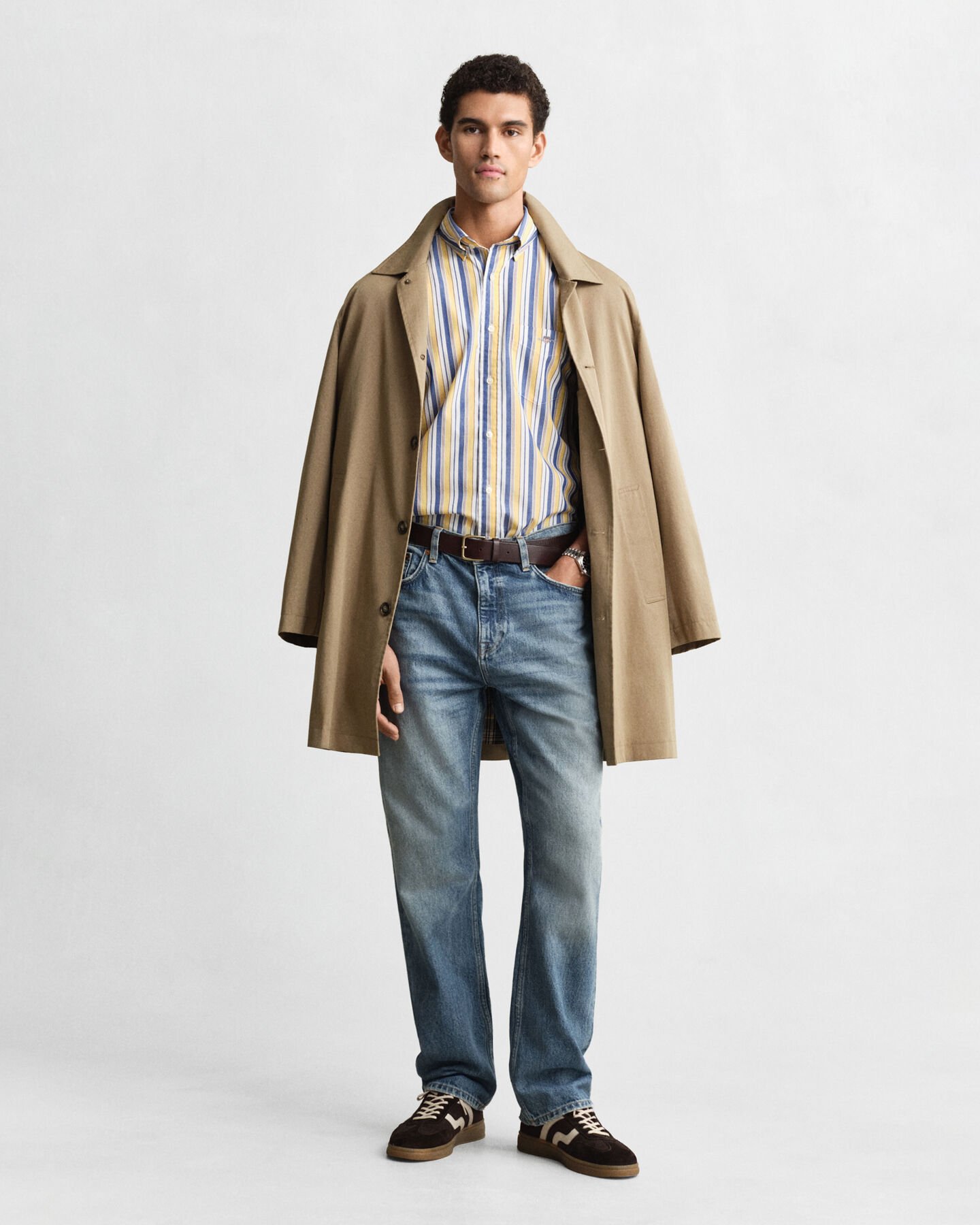 Camisa Regular Fit de popelina a rayas