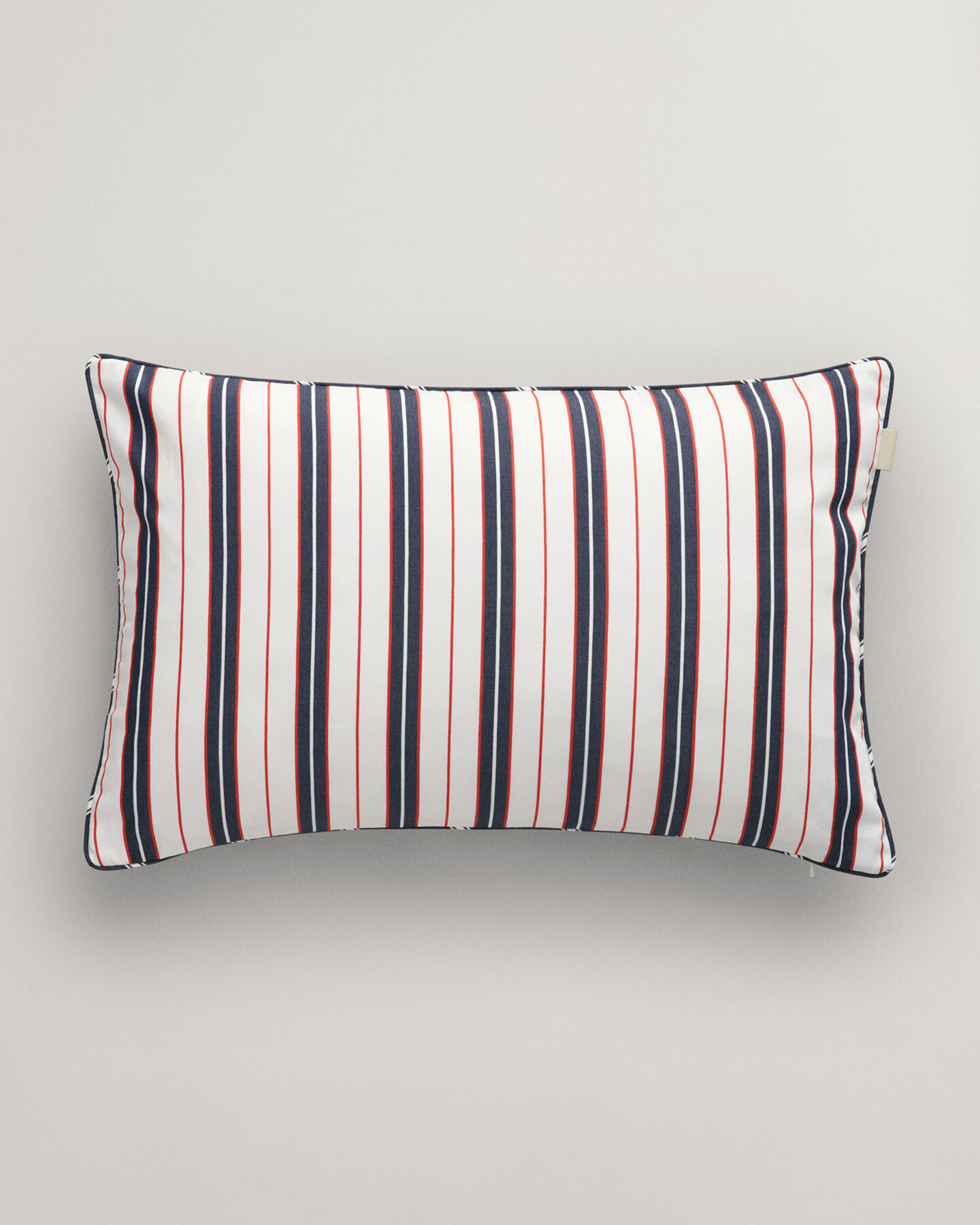 Cojín de rayas mixtas