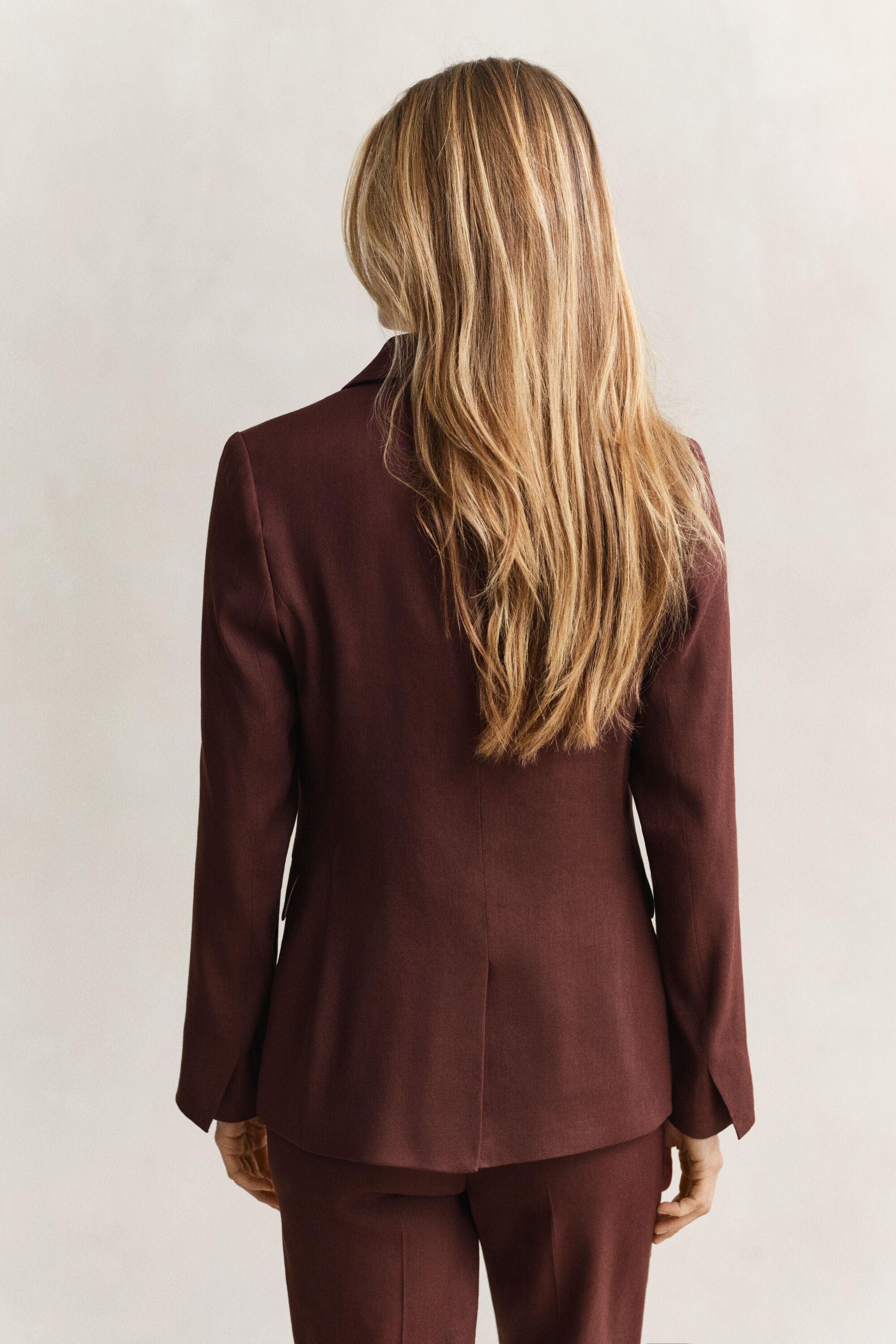 Americana elástica de lino