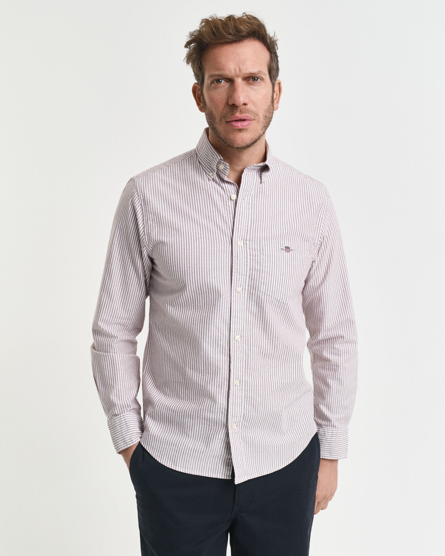 Camisa Oxford clásica Regular Fit de rayas finas