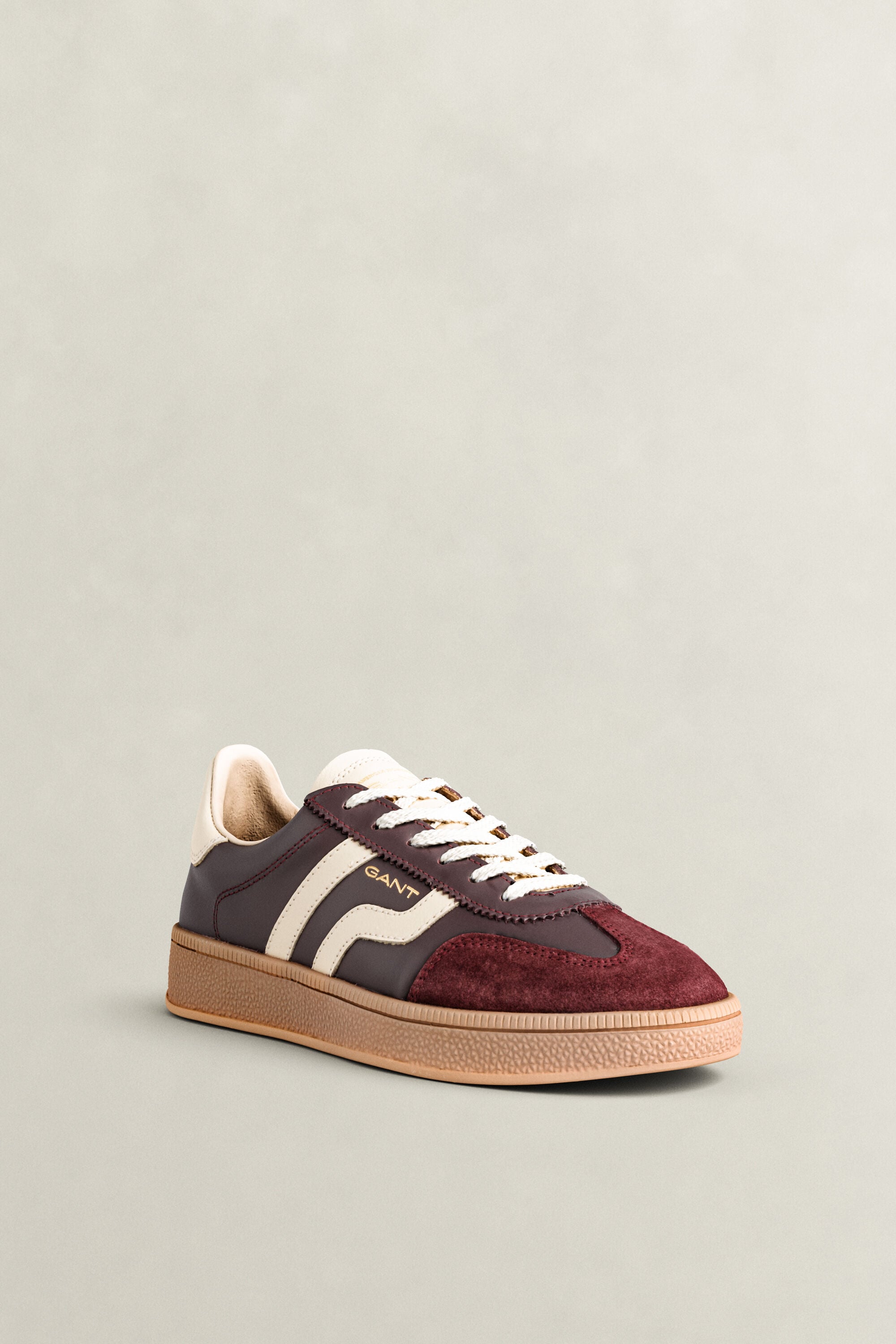 Zapatillas de piel y ante Cuzima