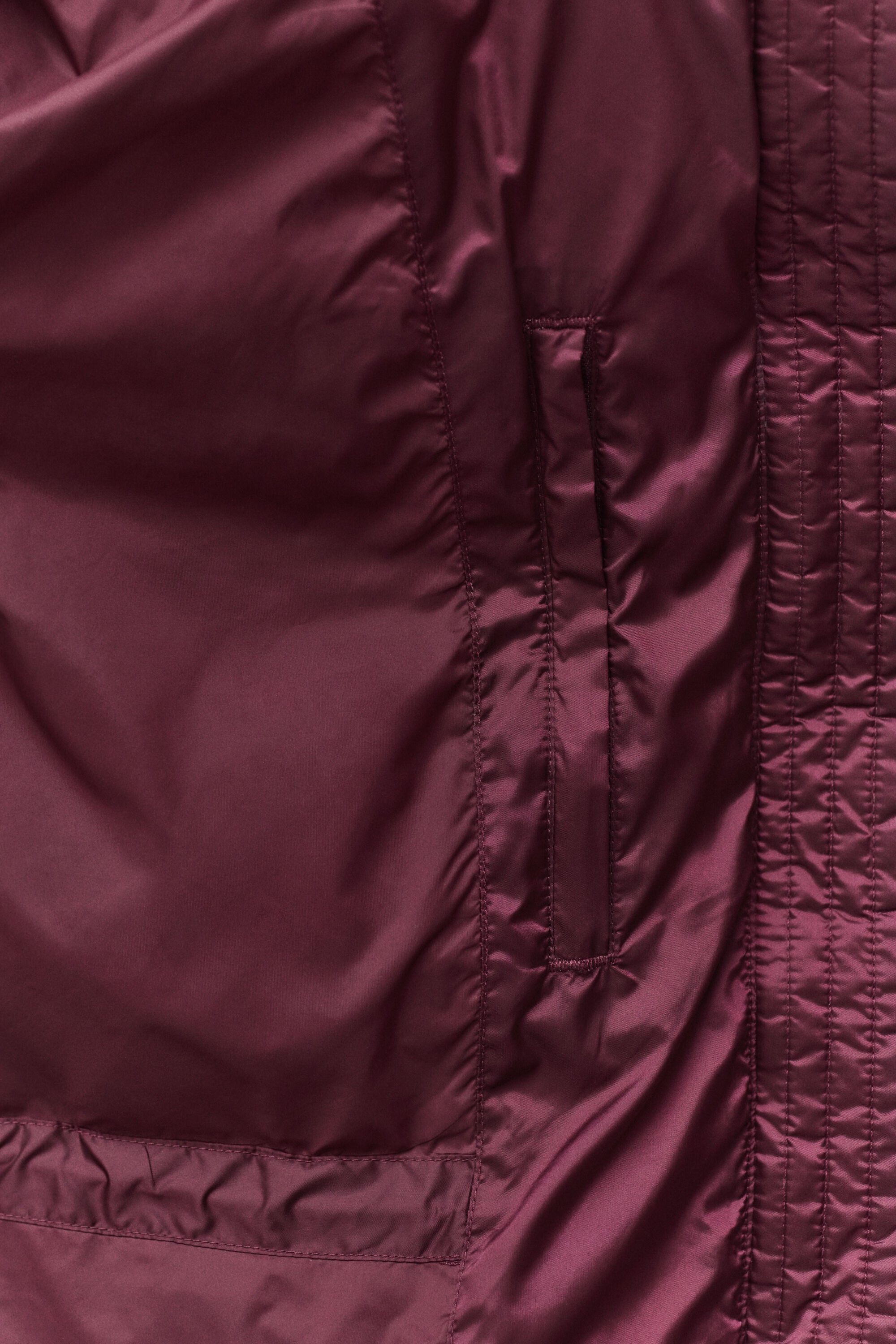 Chaqueta con acolchado medio