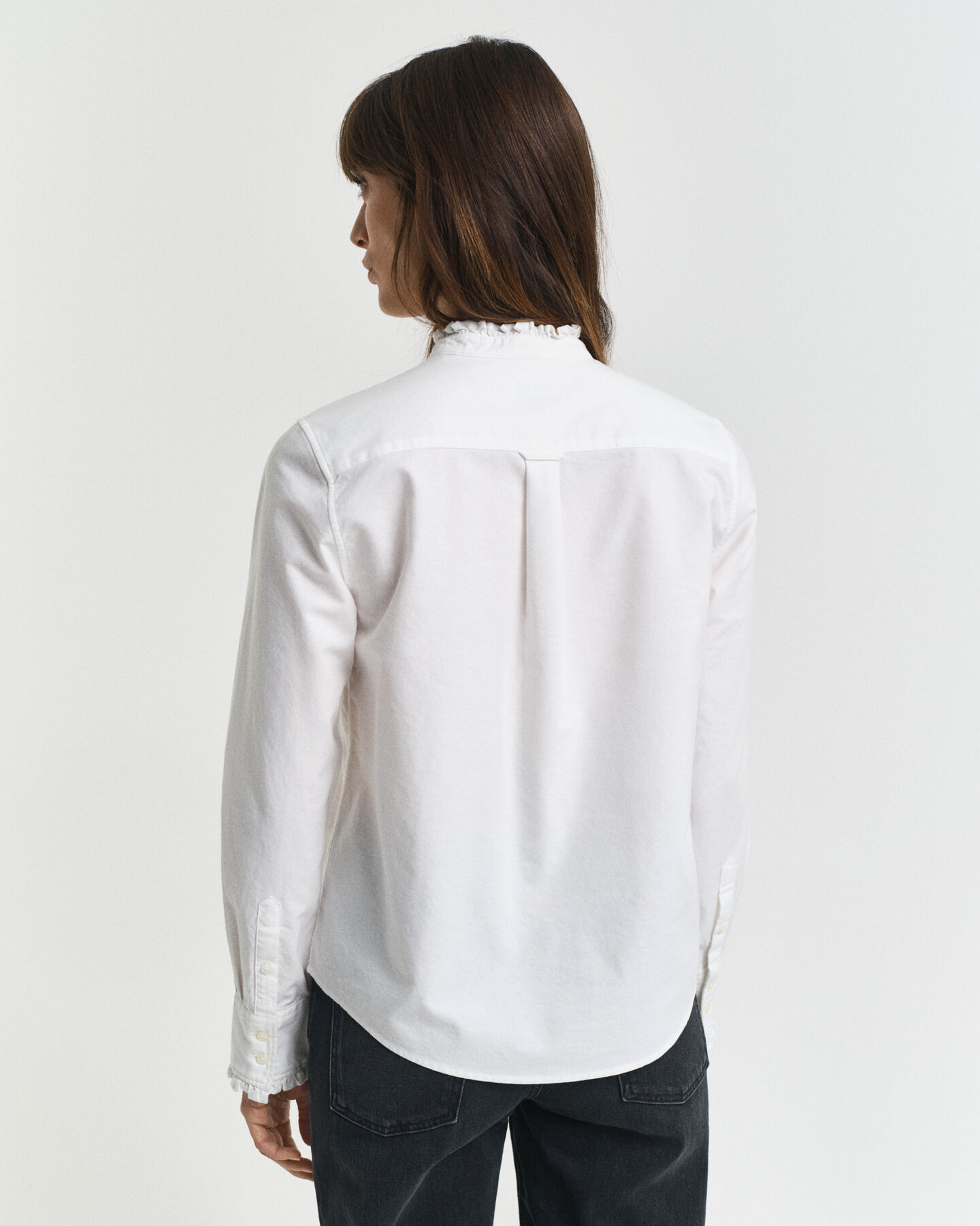 Blusa Oxford clásica con volantes