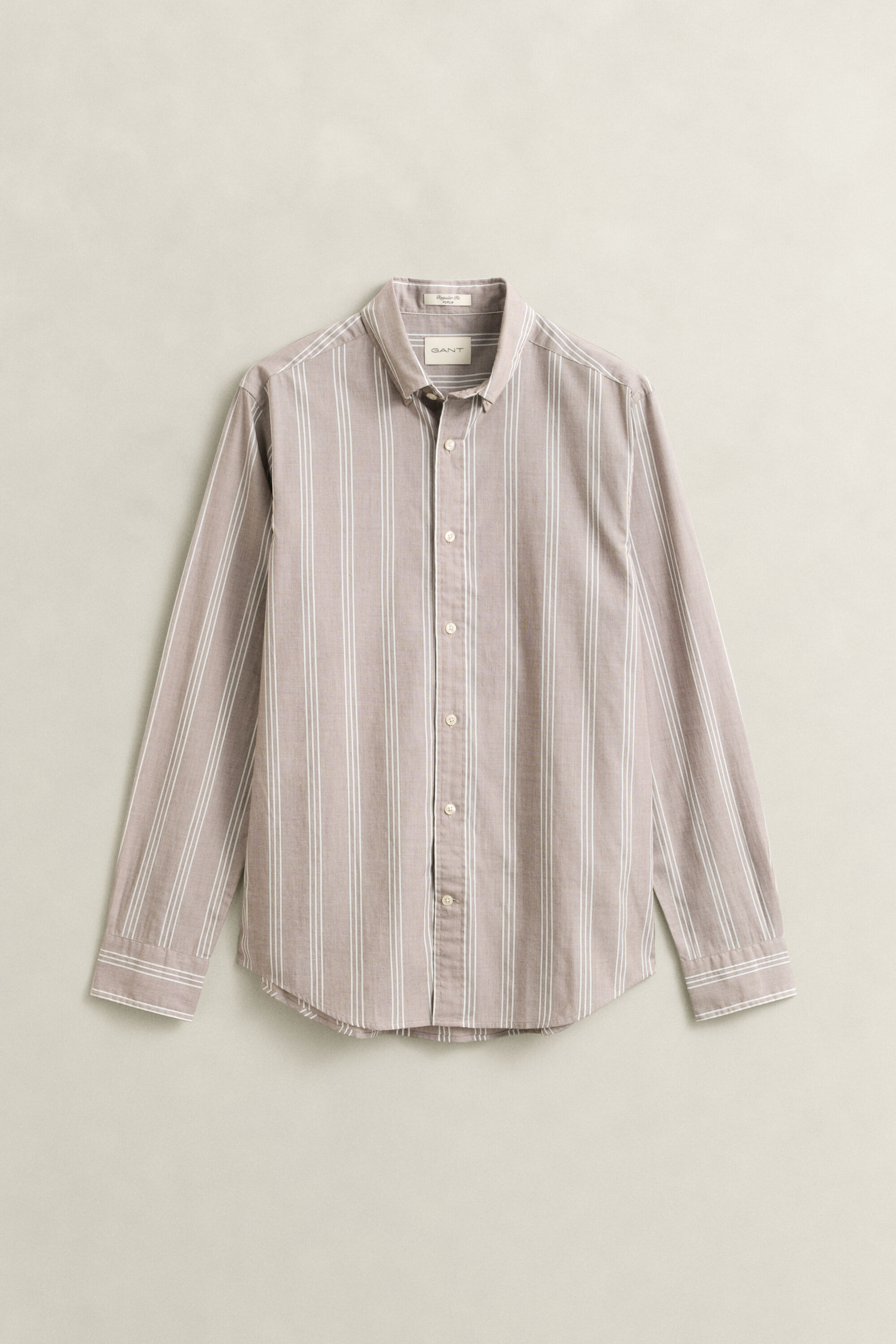 Camisa Regular Fit de popelina a rayas fil-à-fil