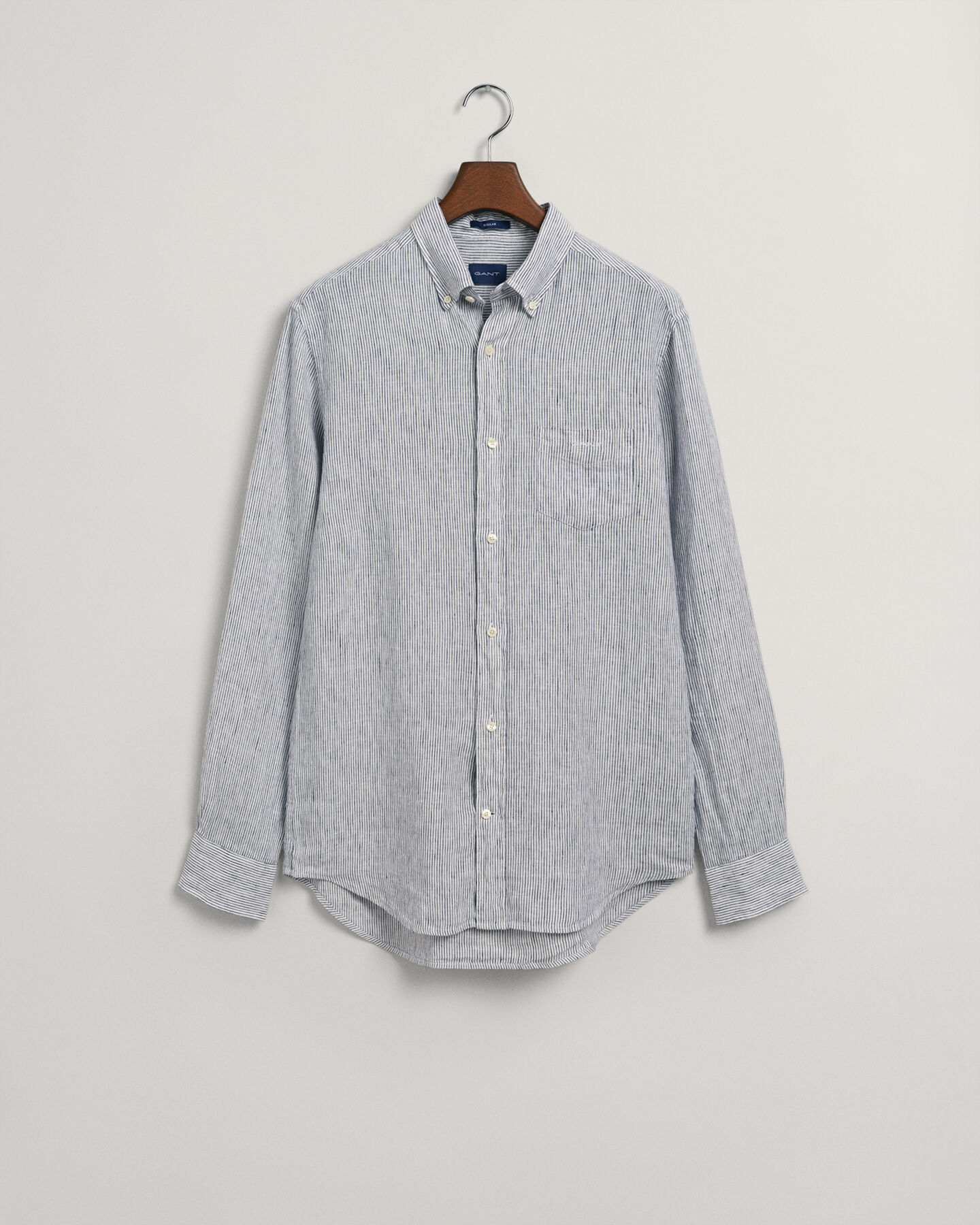 Camisa Regular Fit de lino a rayas