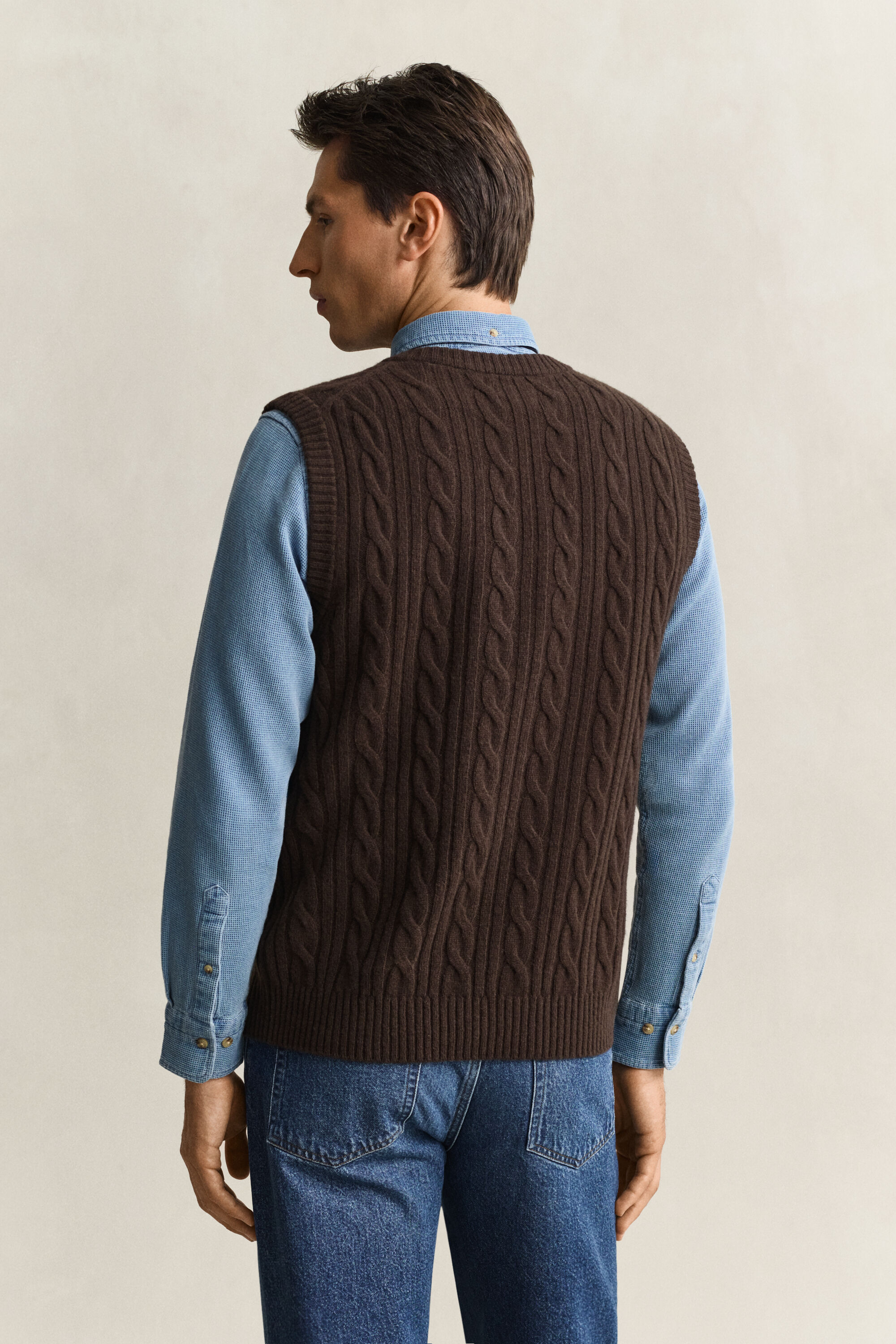 Chaleco de punto de ochos en lana de oveja