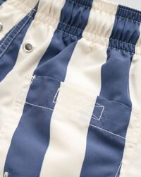 Ba&ntilde;ador con rayas en bloque Boys