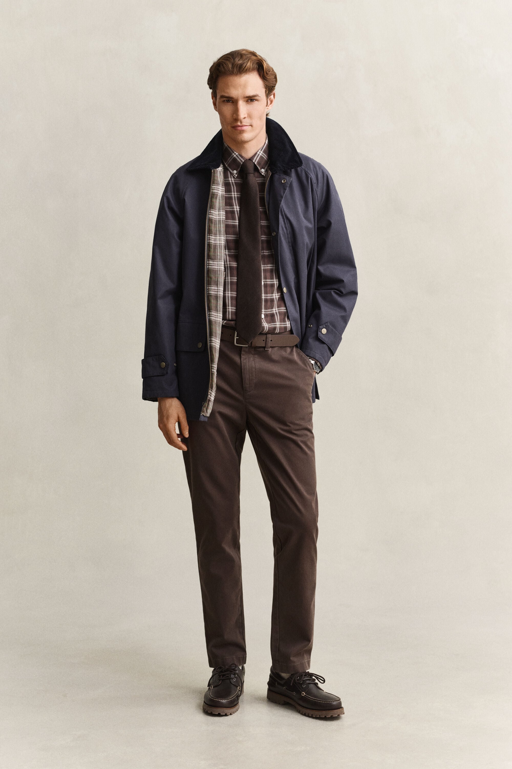 Pantalones chinos Slim Fit cómodos