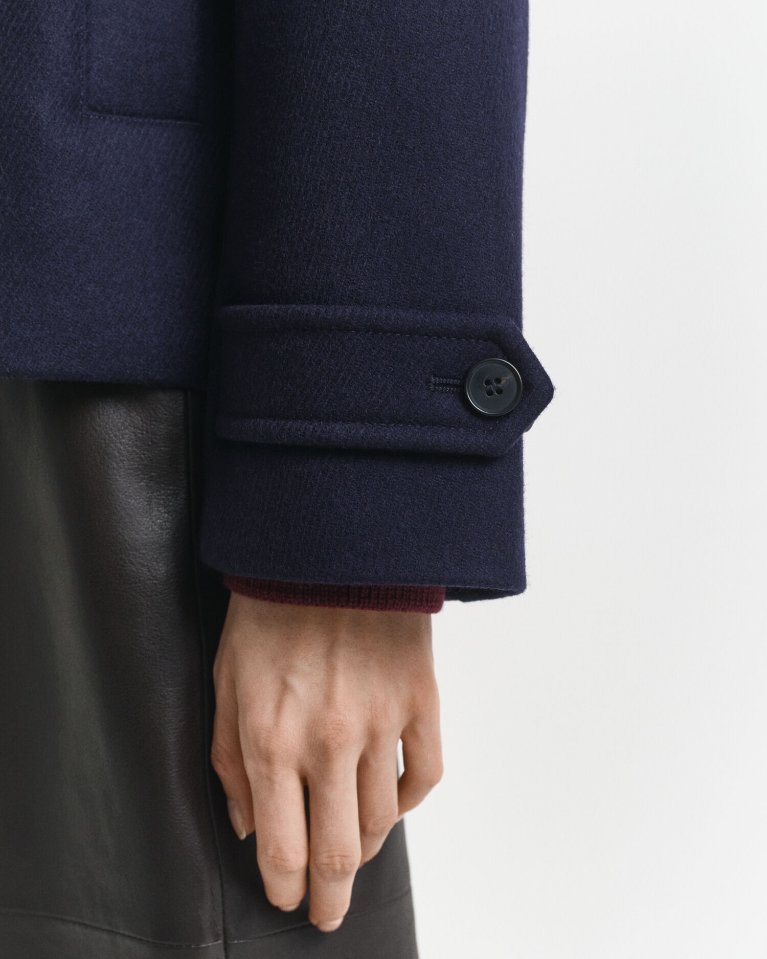 Gabán corto en mezcla de lana