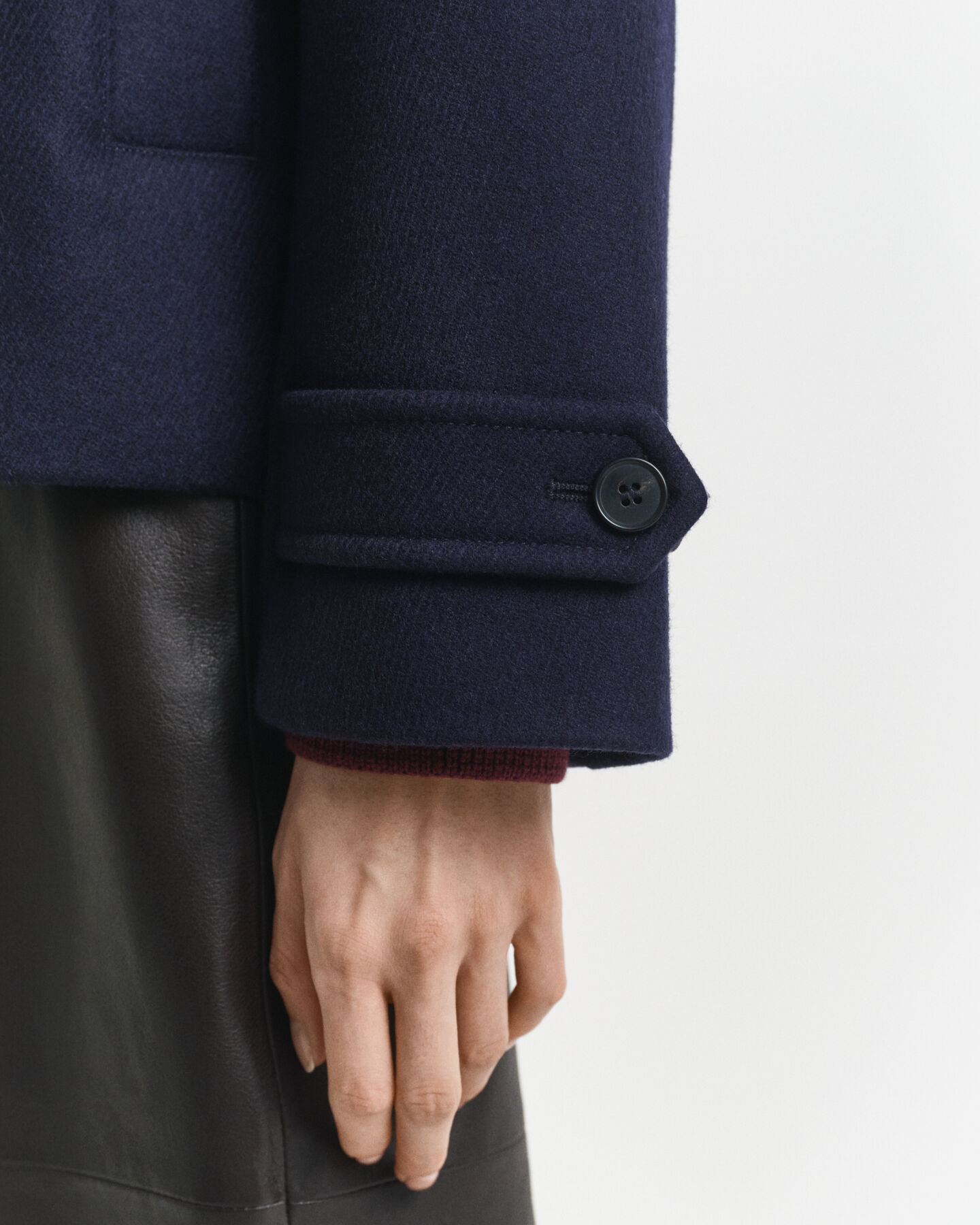 Gabán corto en mezcla de lana