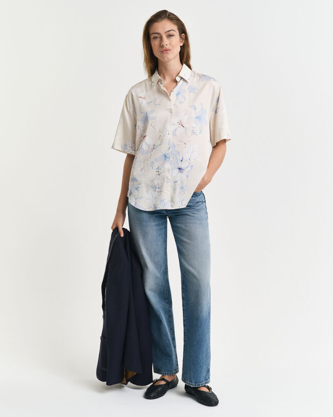 Camisa Regular Fit de manga corta con estampado de flores