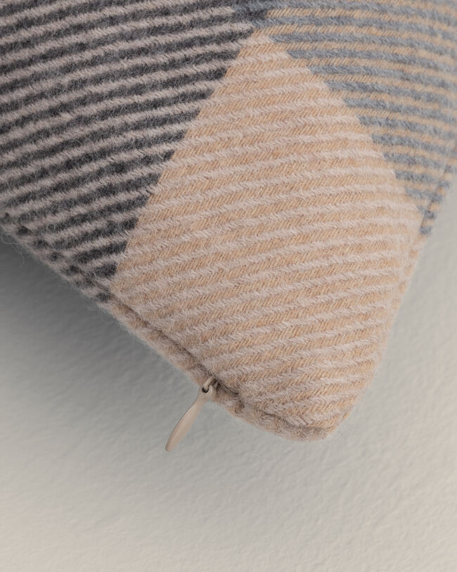 Cojín Magnified Check