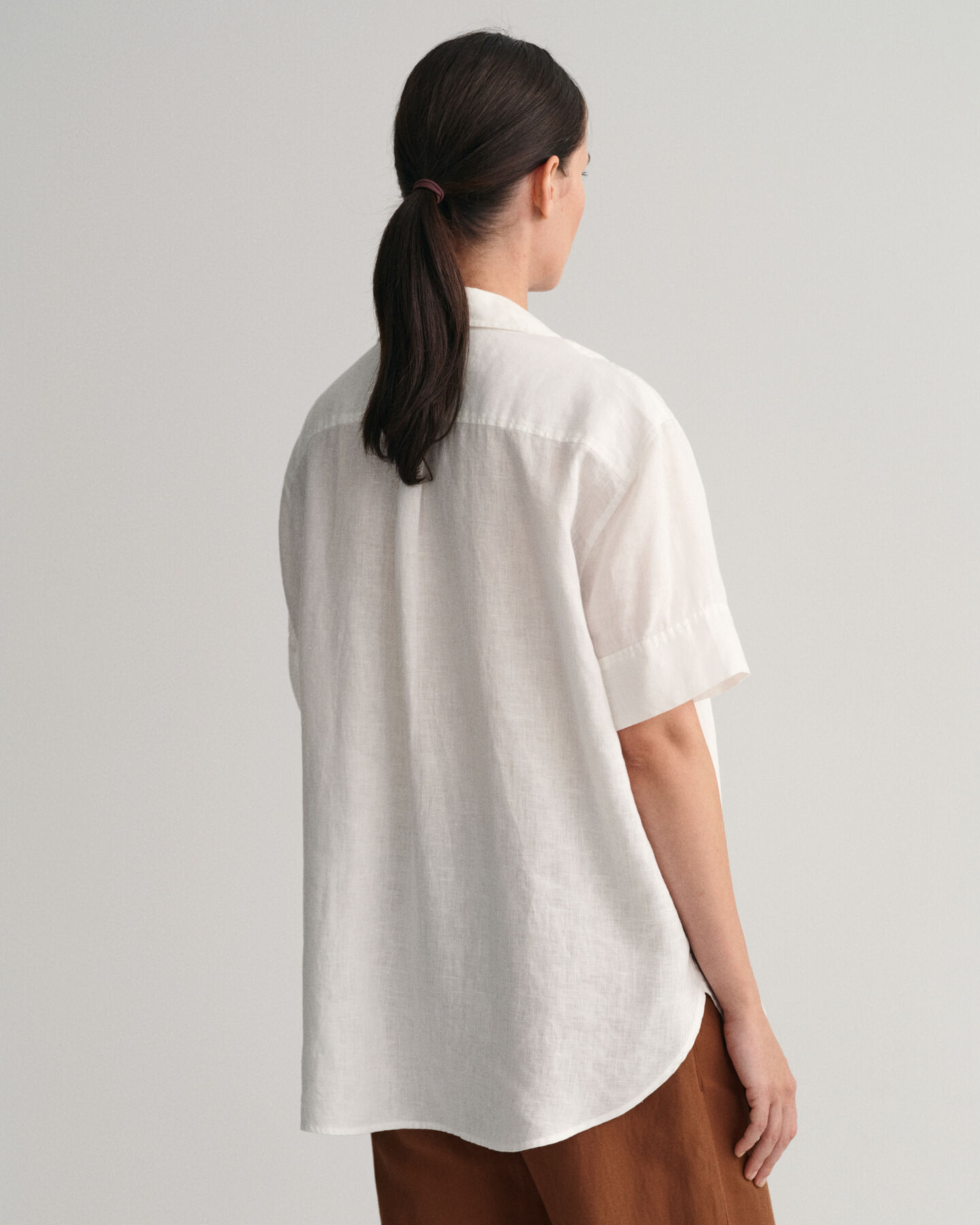 Blusa de manga corta de lino Popover