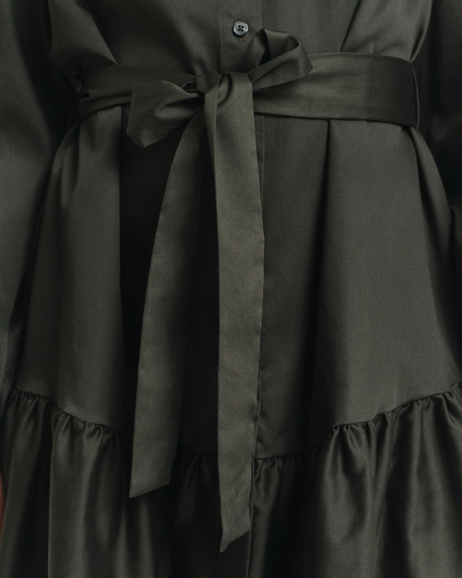 Vestido de manga larga en satén de algodón