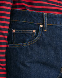 Vaqueros con pernera recta Rigid